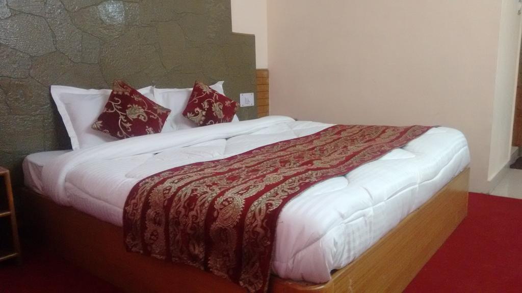 Chichoga Holiday Inn Маналі Номер фото